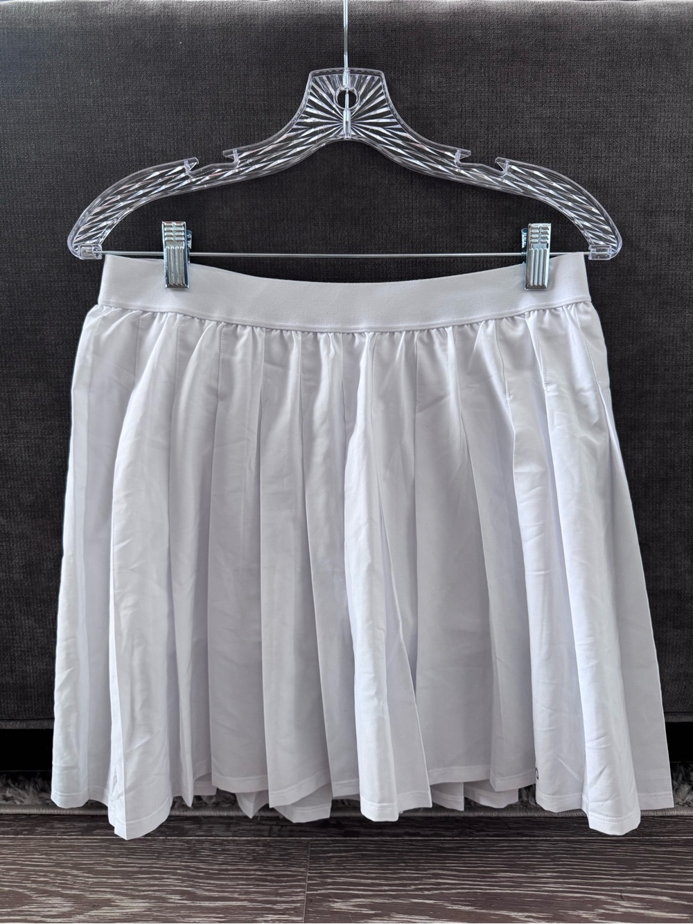 Women’s ALOWhite Pleated Skirt - Classic Flared Style